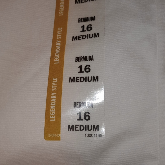 Shorts - Picture 5 of 5